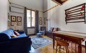 Piazza Maggiore Duplex Apartment By Wonderful Italy